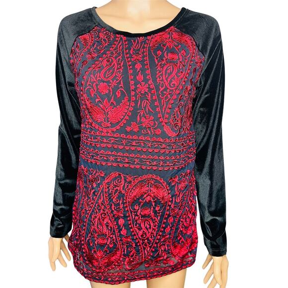 Sundance Enchantress New Velvet Long sleeve boho Top sz S embroidered black red - Picture 2 of 7
